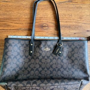 Coach Tote